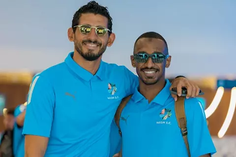 بتواجد حجازي ولاكازيت.. قائمة نيوم لمعسكر إسبانيا